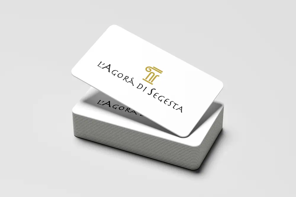 Marchio L'Agorà progettato da Agenzia PLUS – Branding e identità visiva